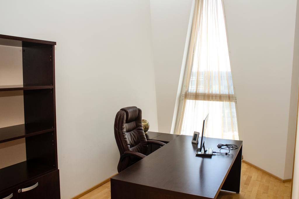 Rotermanni Lux Apartment Tallinn Extérieur photo